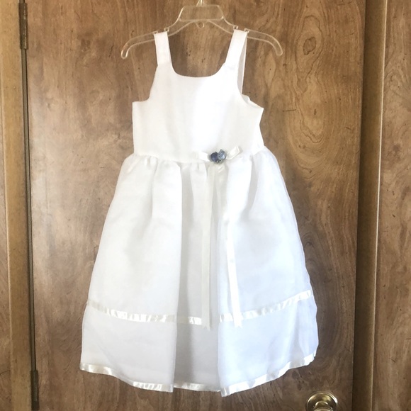 Flower girl’s dress toddler size 4 - Picture 2 of 8